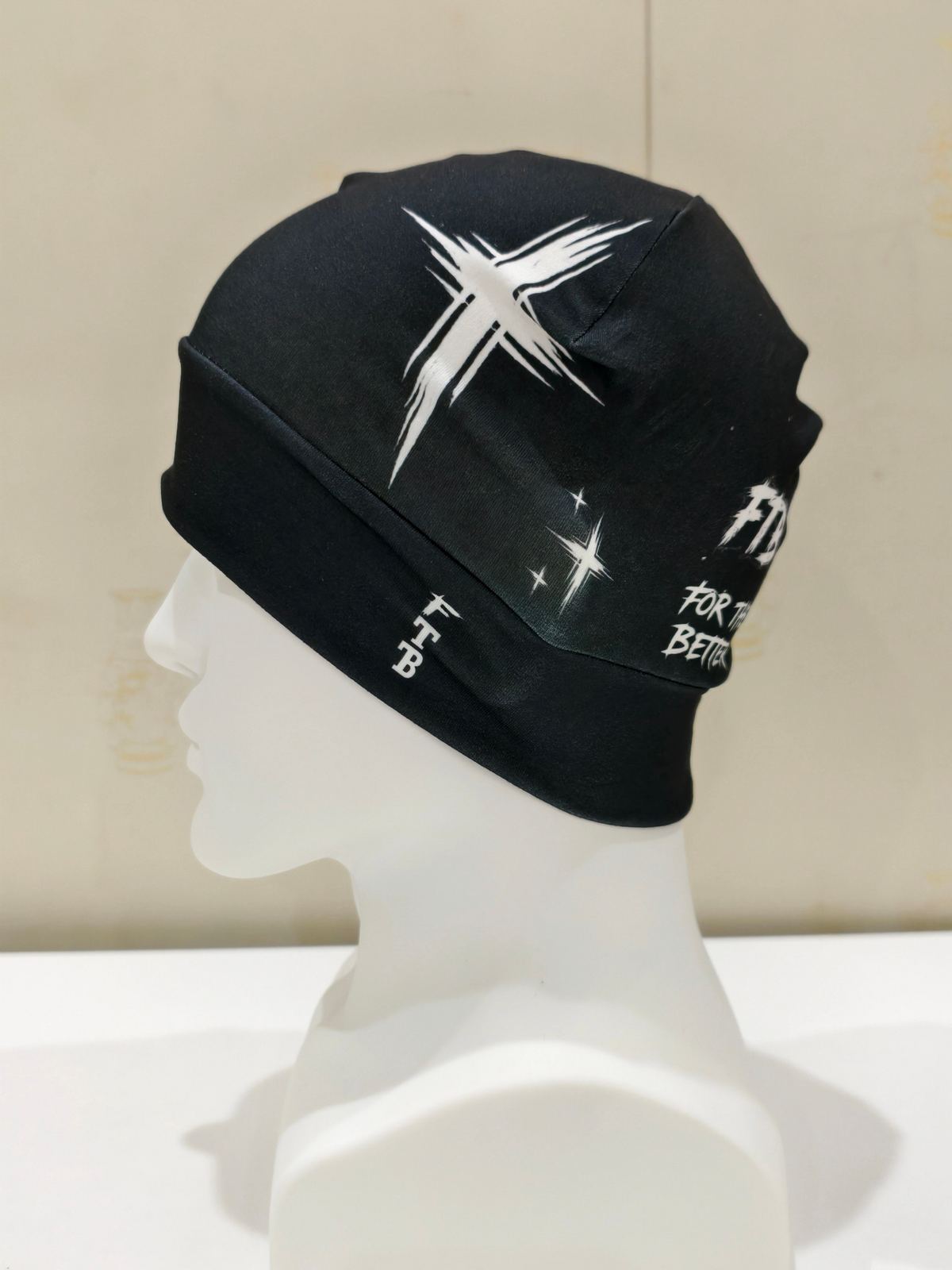 FTB Essential Skully black and red front view