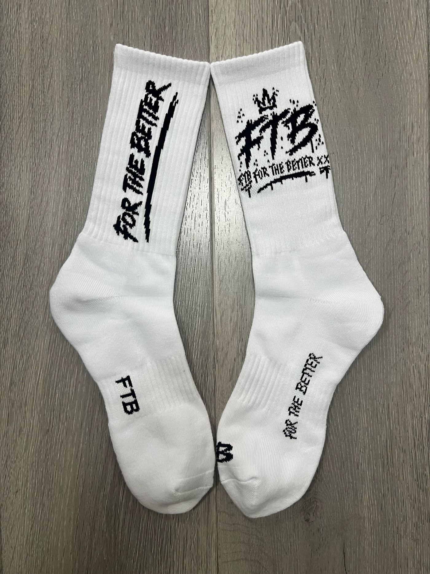 FTB Signature Crew Socks black and red front view